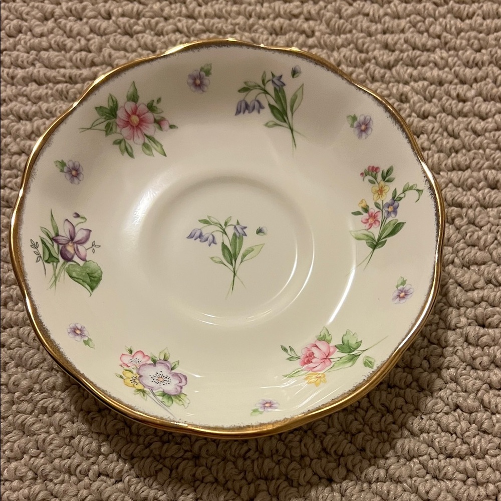 NWOT Royal Albert 1920’s Spring Meadow tea saucer